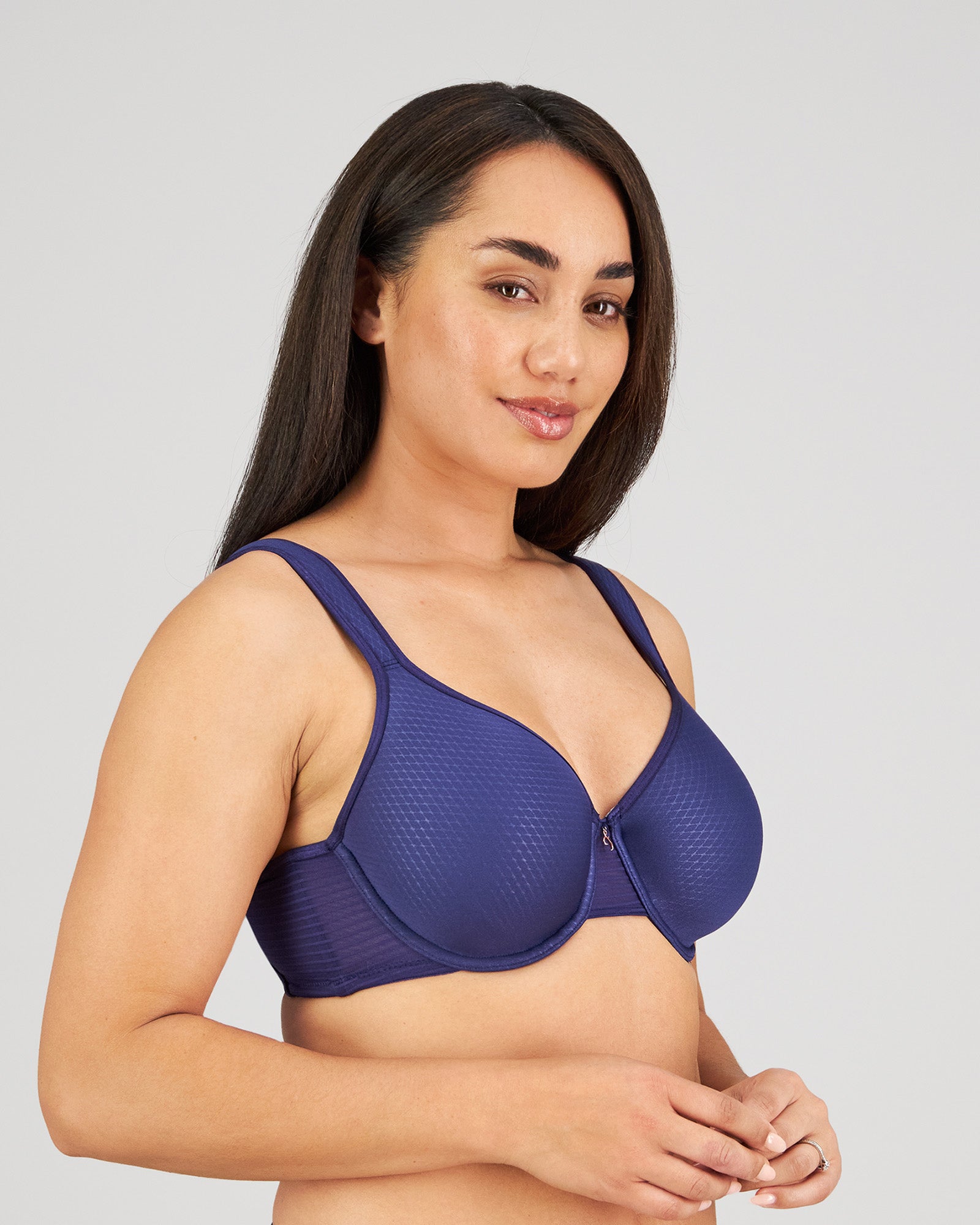 Model wears Perfect Lines Contour Bra in BLUE RIBBON. On body side view