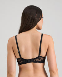 Model wears My Fit Lace Contour Bra in BLACK. On body side view