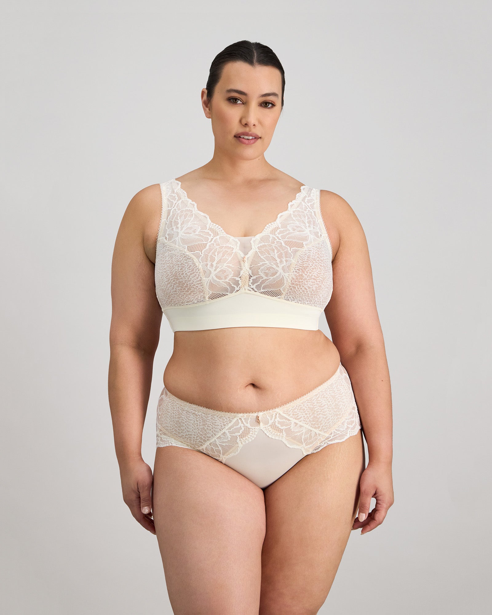 Midnight Express Wire Free Bra in EGRET. Flat lay back view