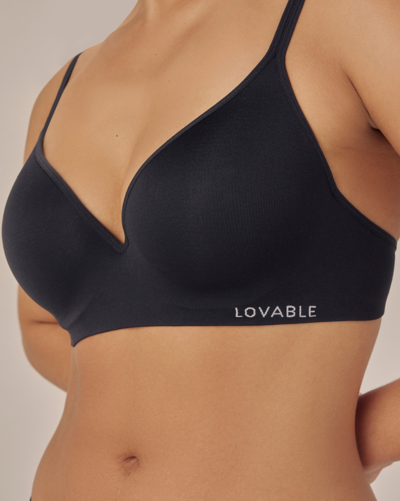 Lovable Sexy & Seamless Wirefree Contour Bra Black