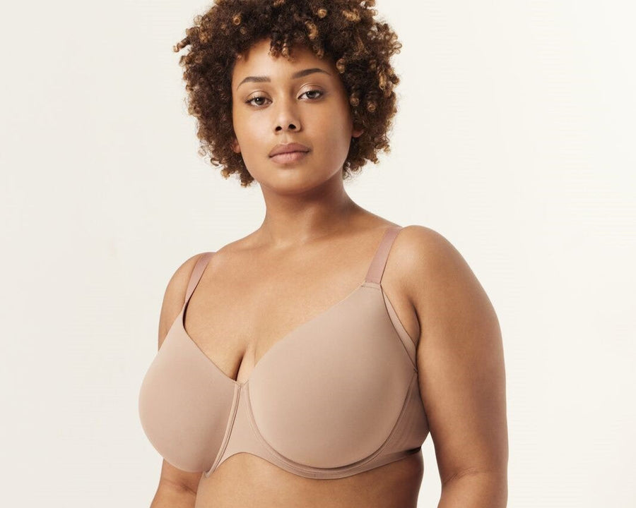 Top Tips for shopping when you have bigger breasts