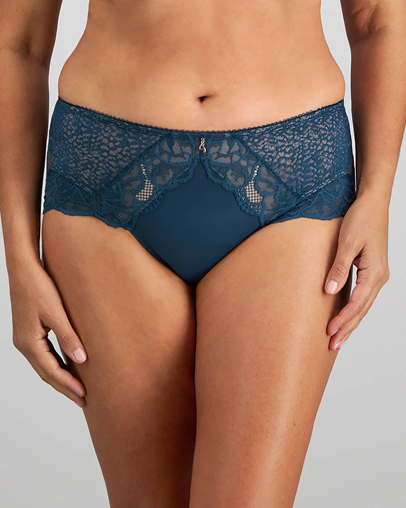 Model wears Midnight Express Full Brief in REFLECTING POND. On body front view