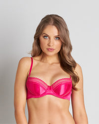 Model wears Makayla Contour Bra in CABARET. On body front view