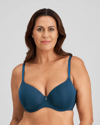 Model wears Sculpt Contour Bra in REFLECTING POND. On body front view