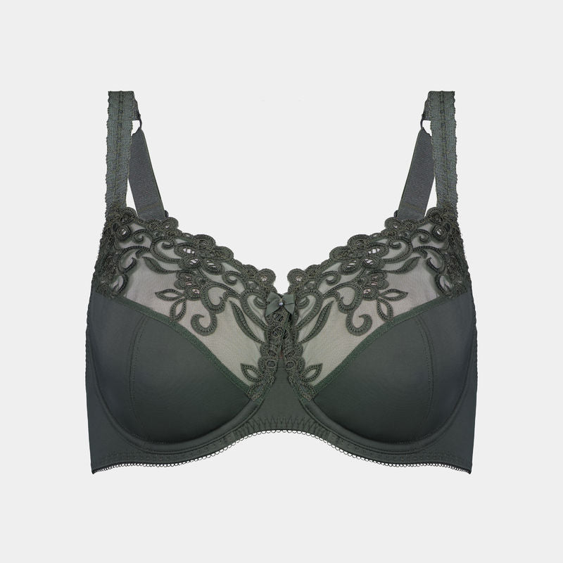 Model wears Coral Twin Pack Underwire Bra in ROSETTE/URBAN CHIC. On body back view