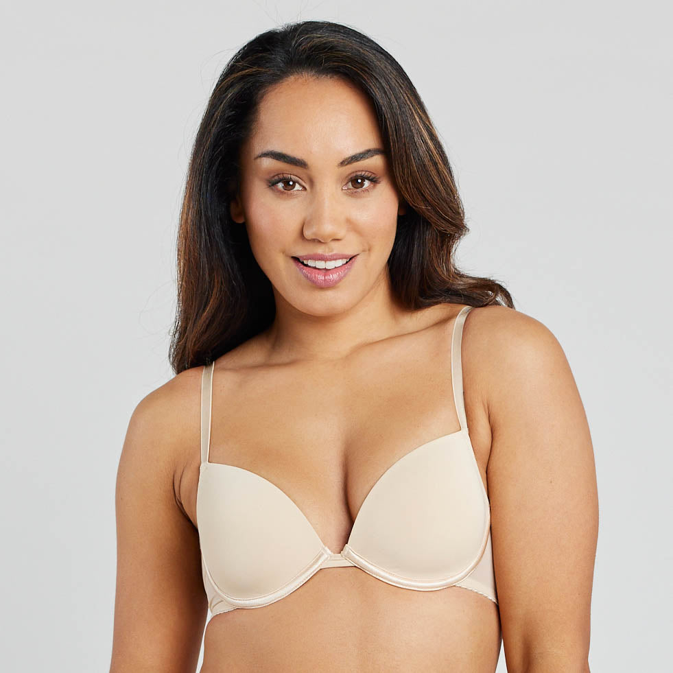 Model wears Body Basics Contour Bra in AMERICAN NUDE. On body front view