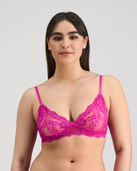 Model wears My Fit Lace Wire Free Bra in FANTASY FUCHSIA. On body front view
