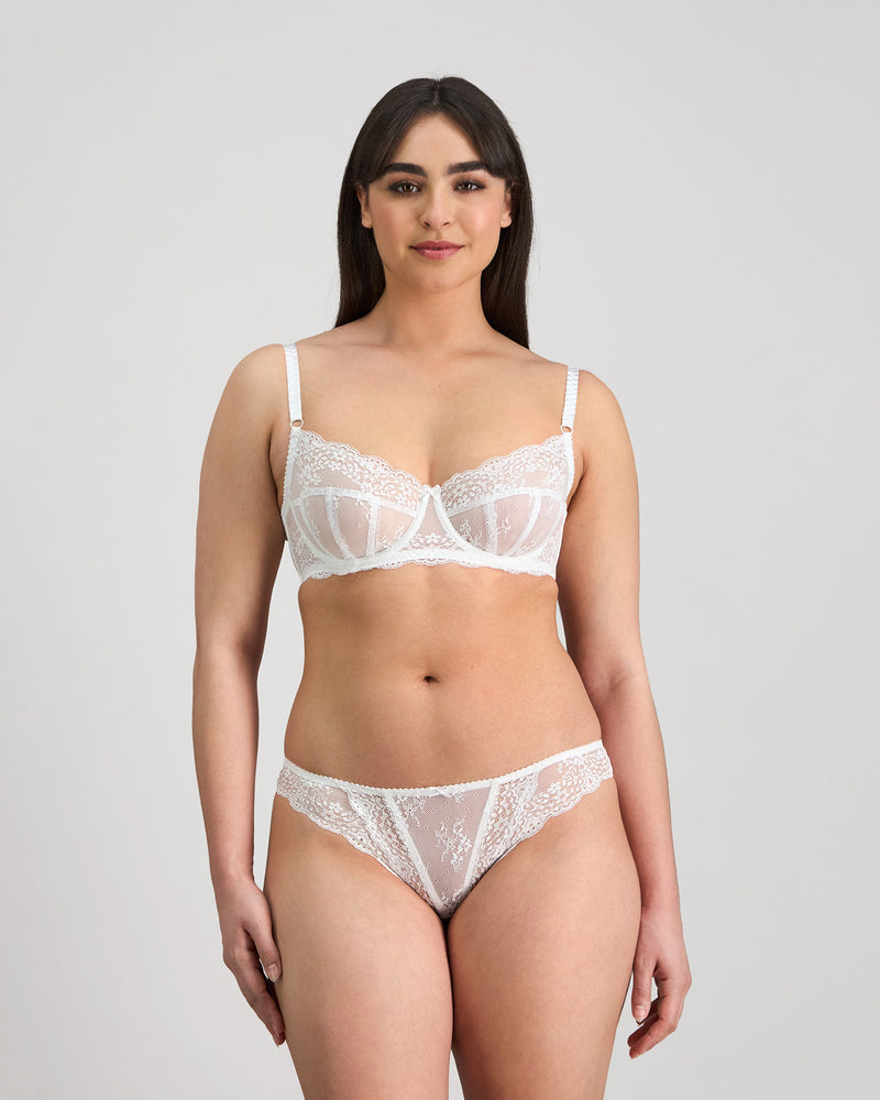Sofia Underwire Bra in BRIGHT WHITE. Feature shot