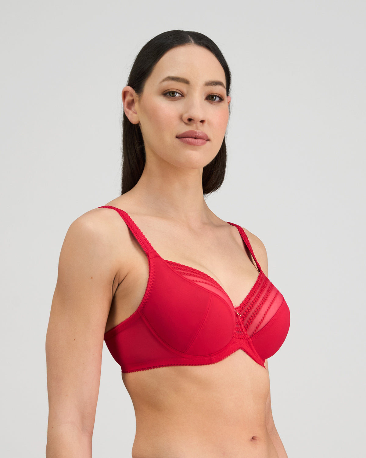 Model wears Faithful Underwire Bra in JAZZY. On body side view