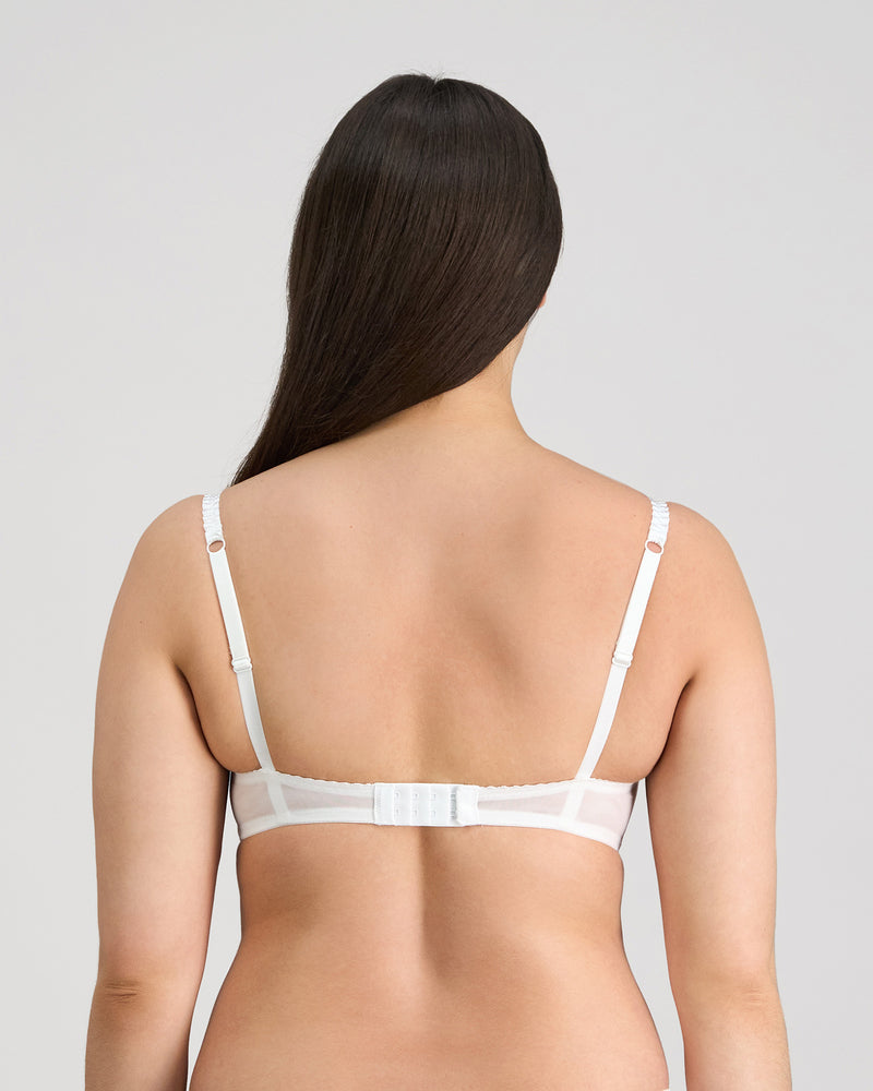 Model wears Sofia Underwire Bra in BRIGHT WHITE. On body back view
