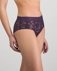 Model wears Jessie Midi in PURPLE VELVET. On body side view