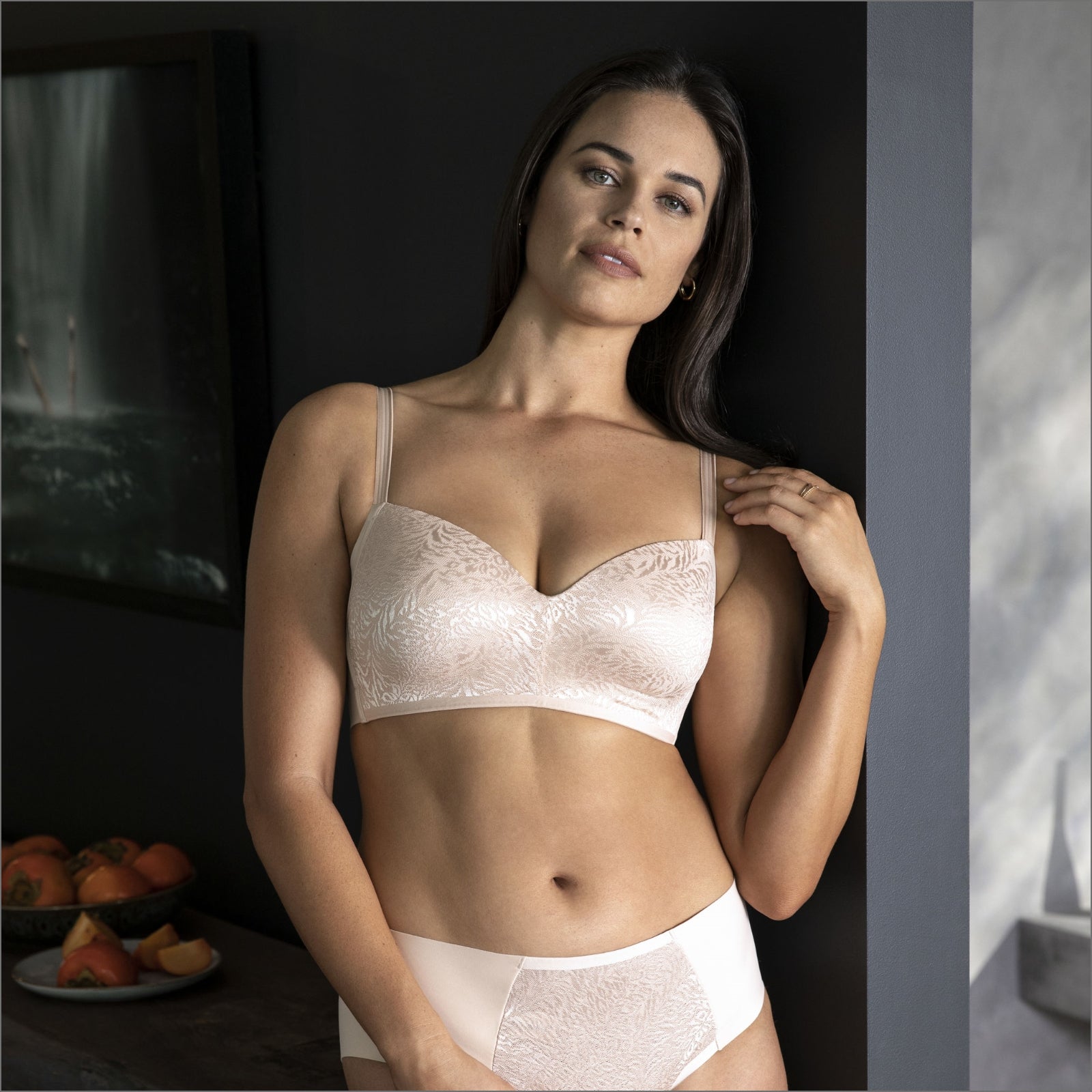 Smooth Revolution Full Brief in LATTE. Feature shot