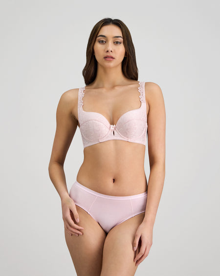 Damask Contour Bra in PALE LILAC. Feature shot