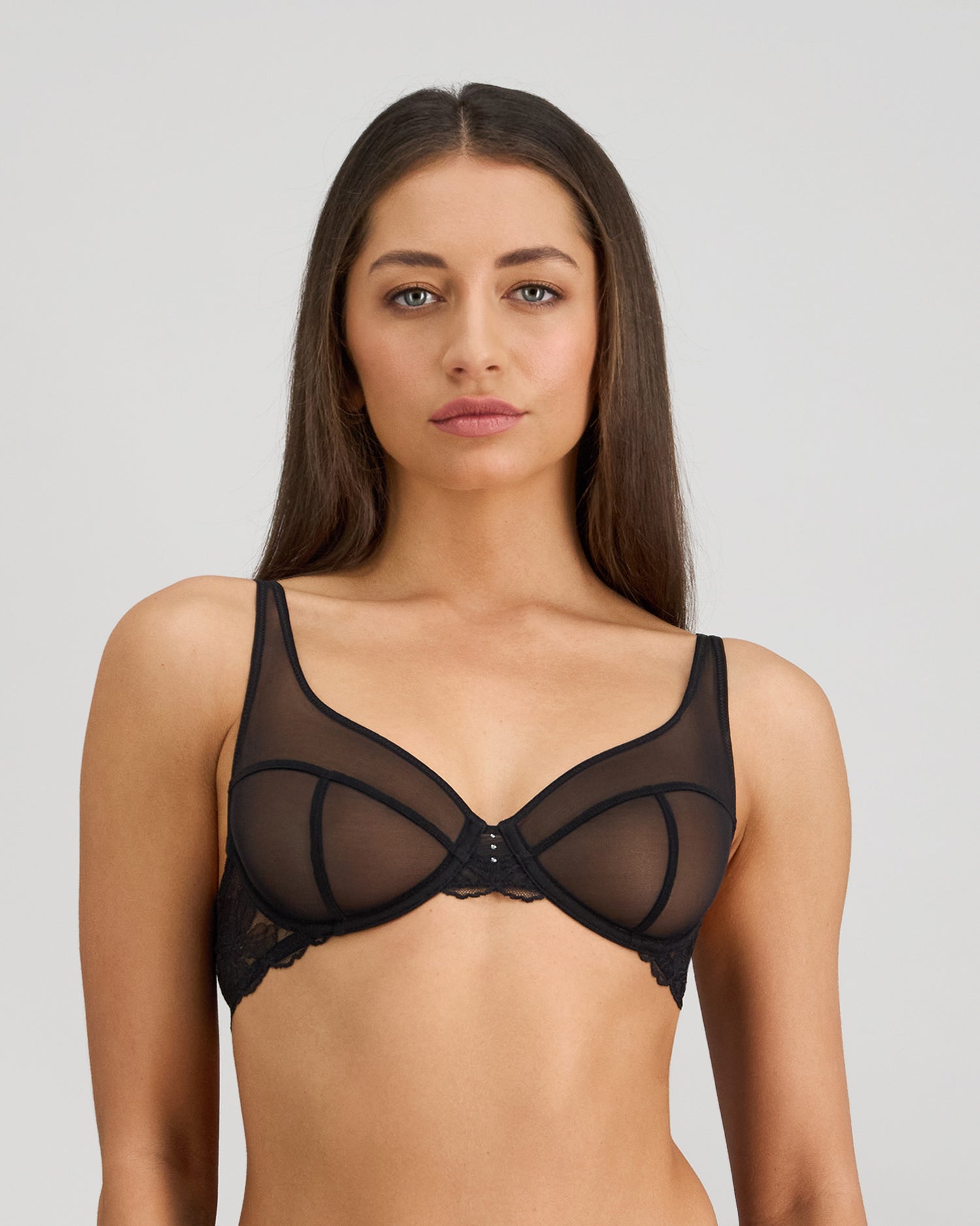 Model wears Lace Impact Underwire Bra in BLACK. On body front view