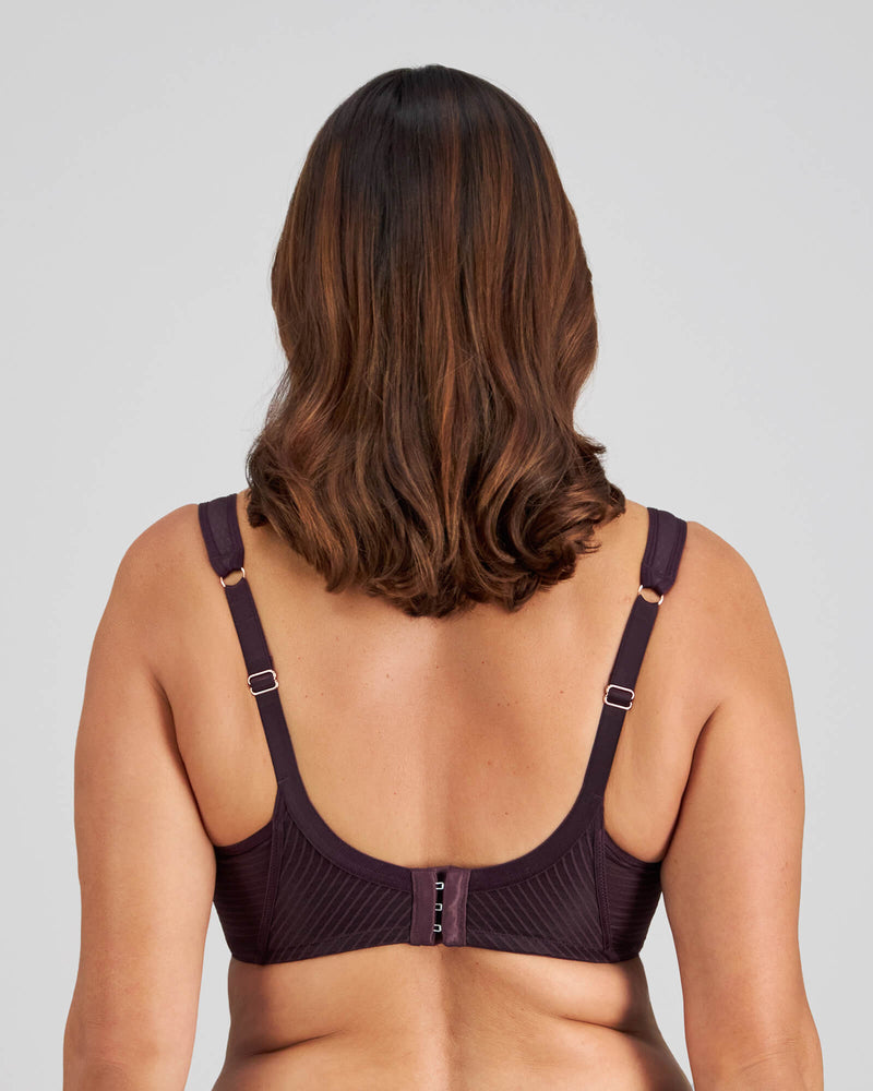 Model wears Perfect Lines Contour Bra in PLUM PERFECT. On body back view