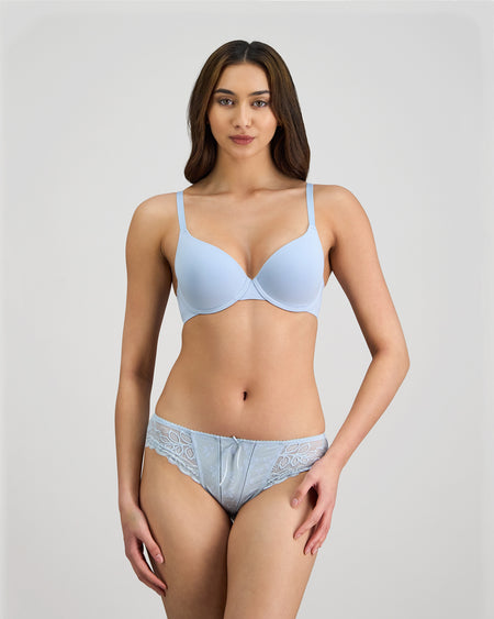 Comfit Collection Contour Bra in SKYWAY. Feature shot