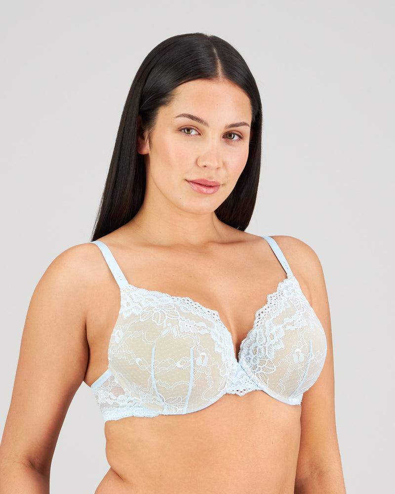 Model wears My Fit Lace Contour Bra in OMPHALODES. On body side view