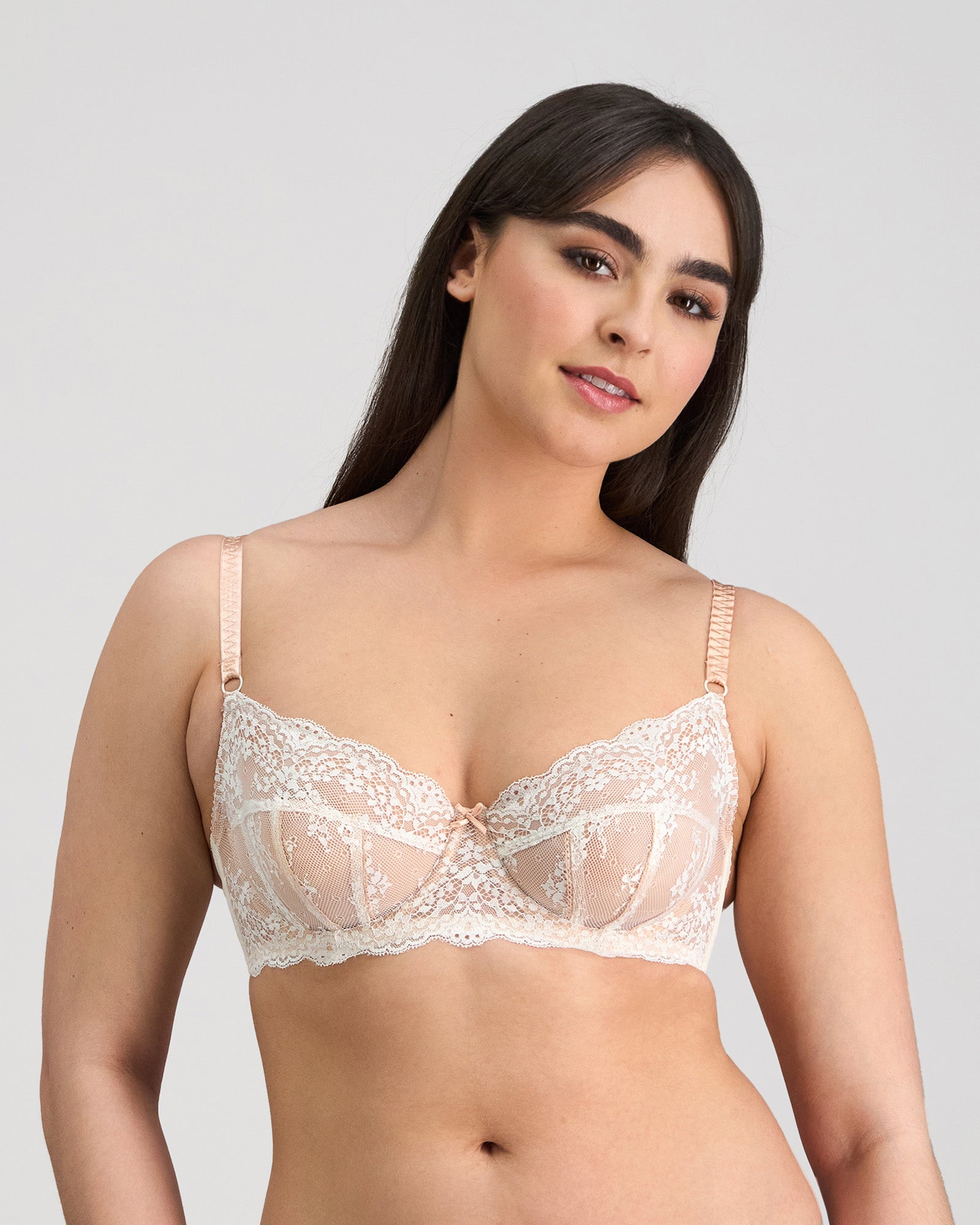 Model wears Sofia Underwire Bra in CAMEO. On body front view