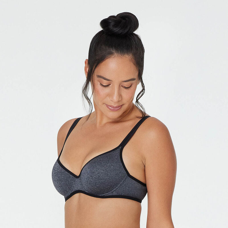 Model wears The One Contour Bra in BLACK SILVER MARLE. On body side view