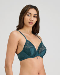 Model wears Yvette Underwire Bra in MEDITERRANEA. On body side view