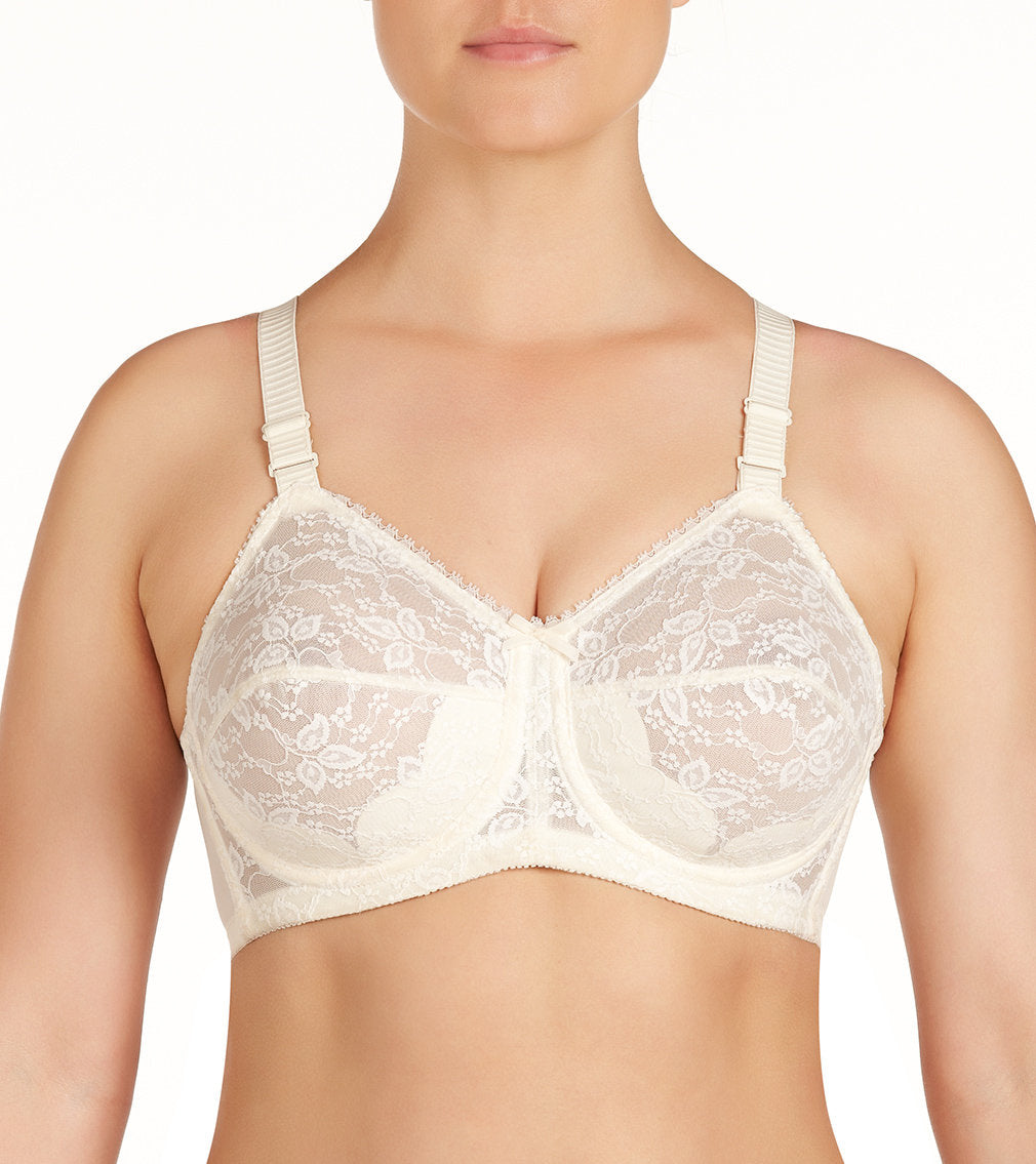 Model wears Hickory Classic Underwire Bra in IVORY. On body front view