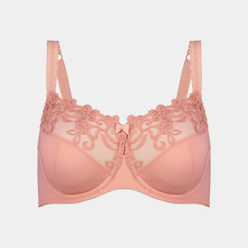 Model wears Coral Twin Pack Underwire Bra in ROSETTE/URBAN CHIC. On body front view
