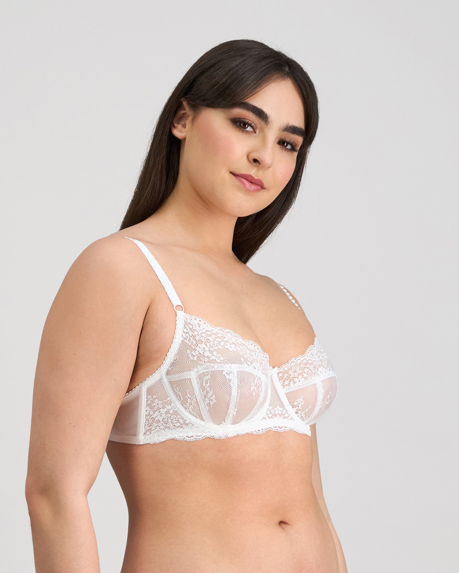 Model wears Sofia Underwire Bra in BRIGHT WHITE. On body side view