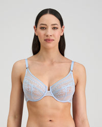 Model wears Amplify Underwire Bra in SKYWAY. On body front view