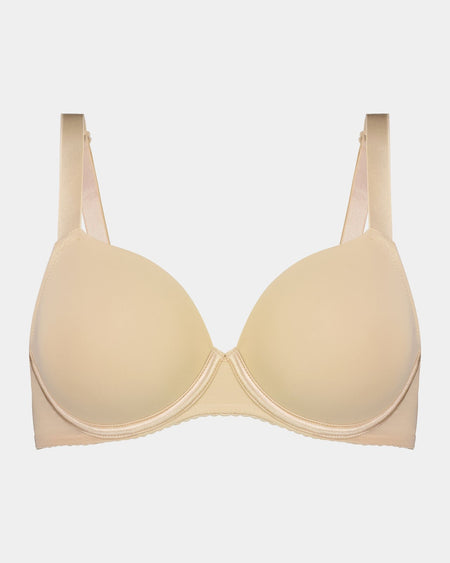 Model wears Body Basics Contour Bra in AMERICAN NUDE. On body front view
