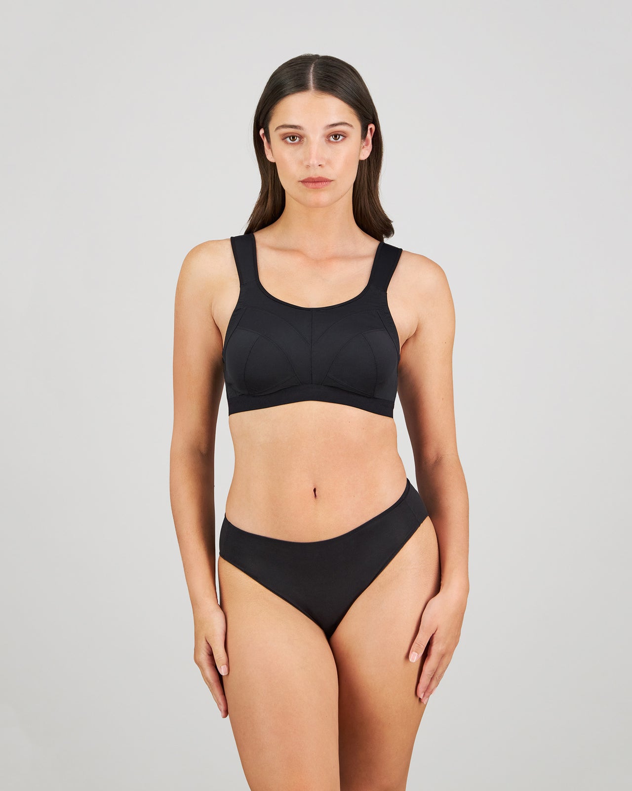 Stamina Wire Free Bra in BLACK. Feature shot
