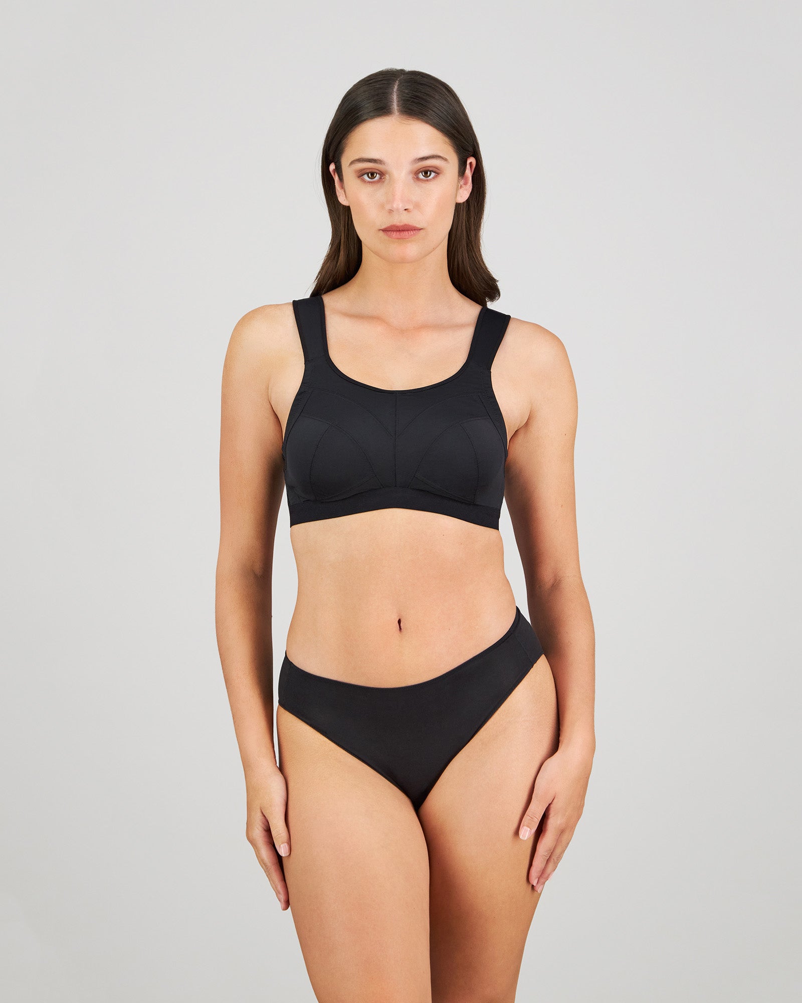 Stamina Wire Free Bra in BLACK. Feature shot