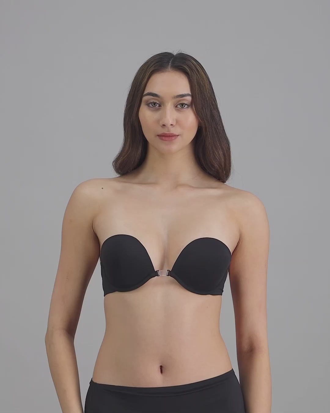 model-wears-strapless-black-coloured-bra