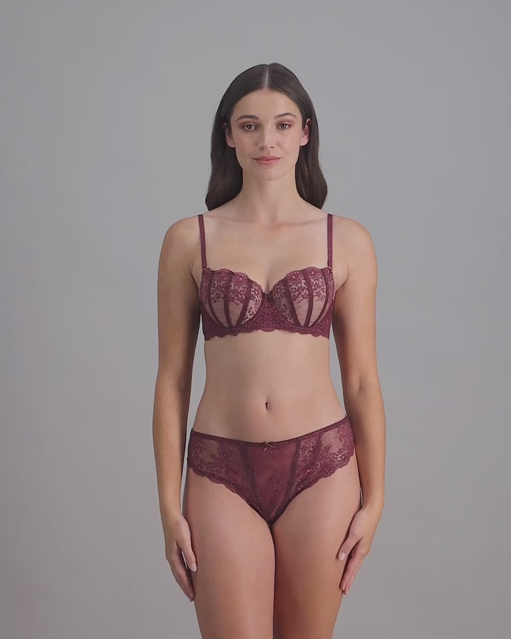 model-poses-in-sofia-bra-and-underwear-set